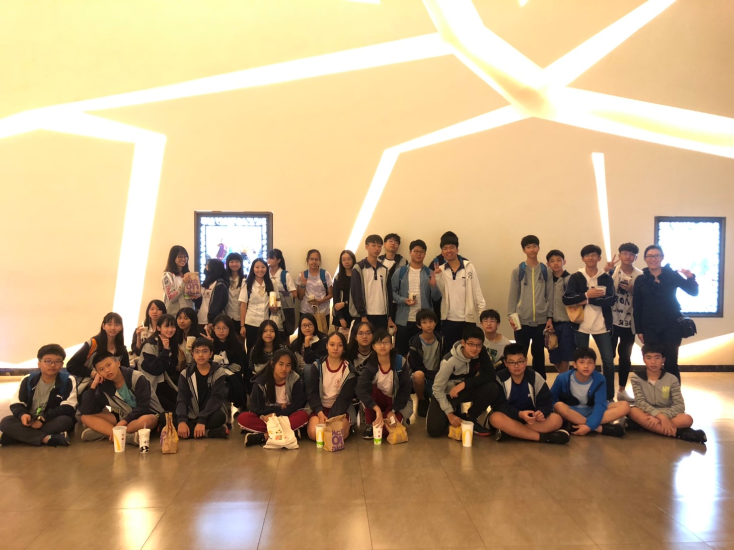 108學年度上學期第一次學習評量達標獎勵電影活動