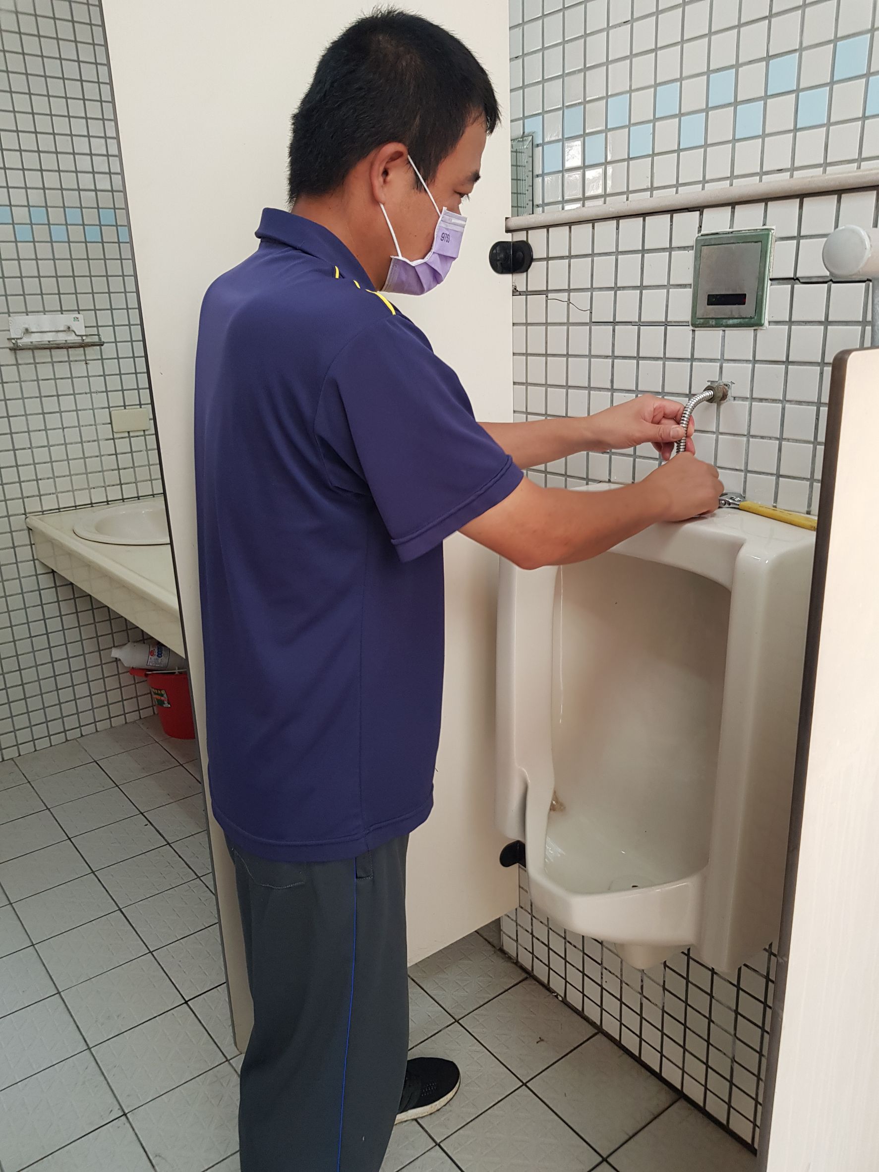 二期大樓廁所維修