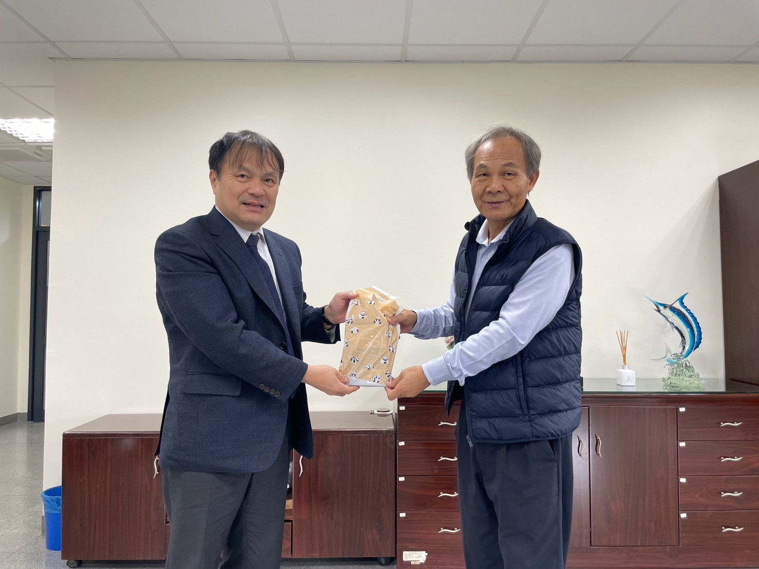 日本姊妹校鳥取大學附屬中學校校長霜村典宏先生蒞校訪問