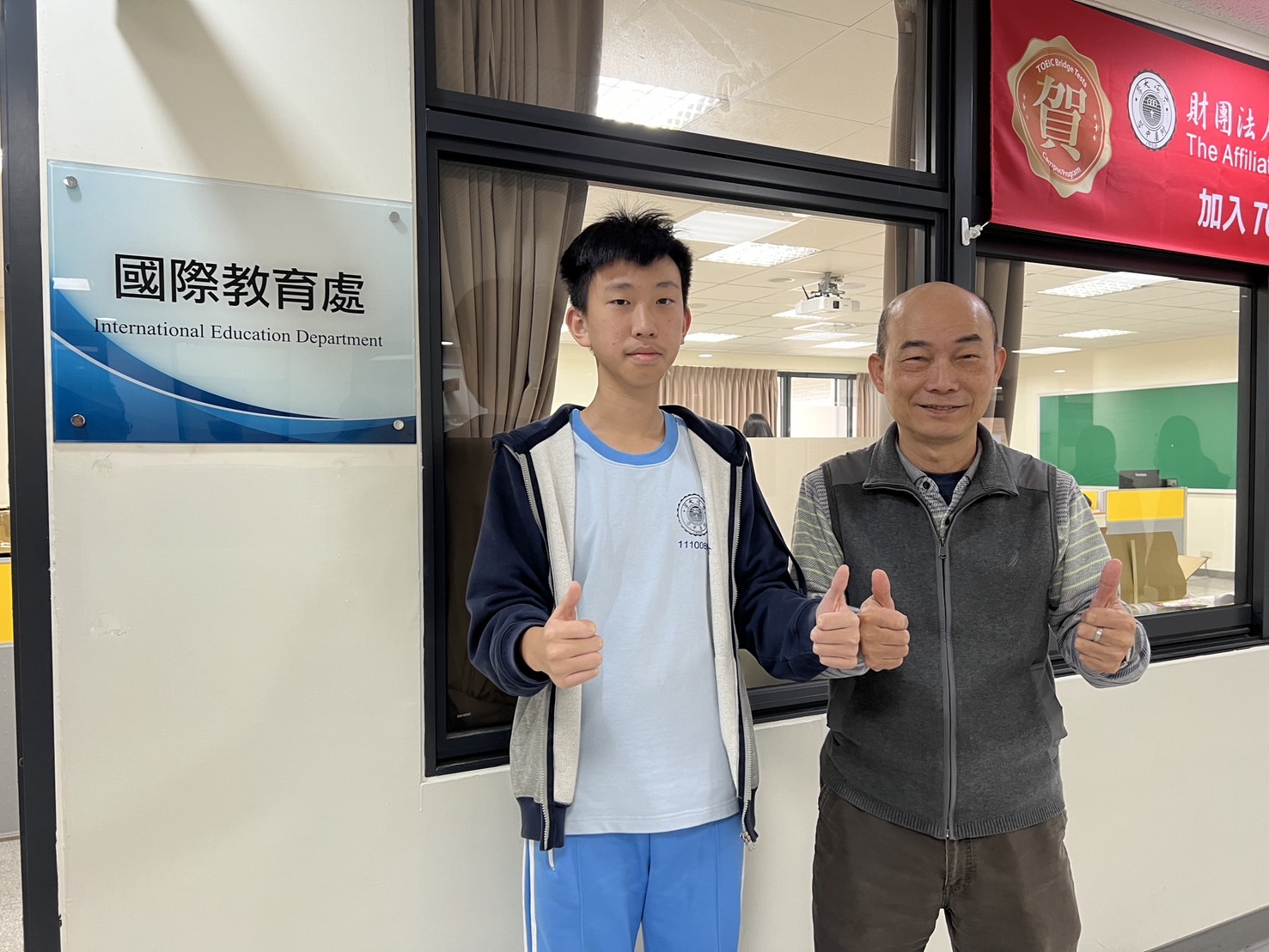 東大附中傲視英語賽場！ESL班許睿廷奪D組亞軍，教師家長齊心助力